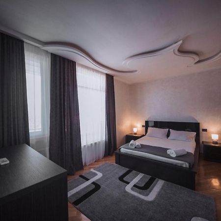 Makos Guest House Kutaisi Exteriér fotografie