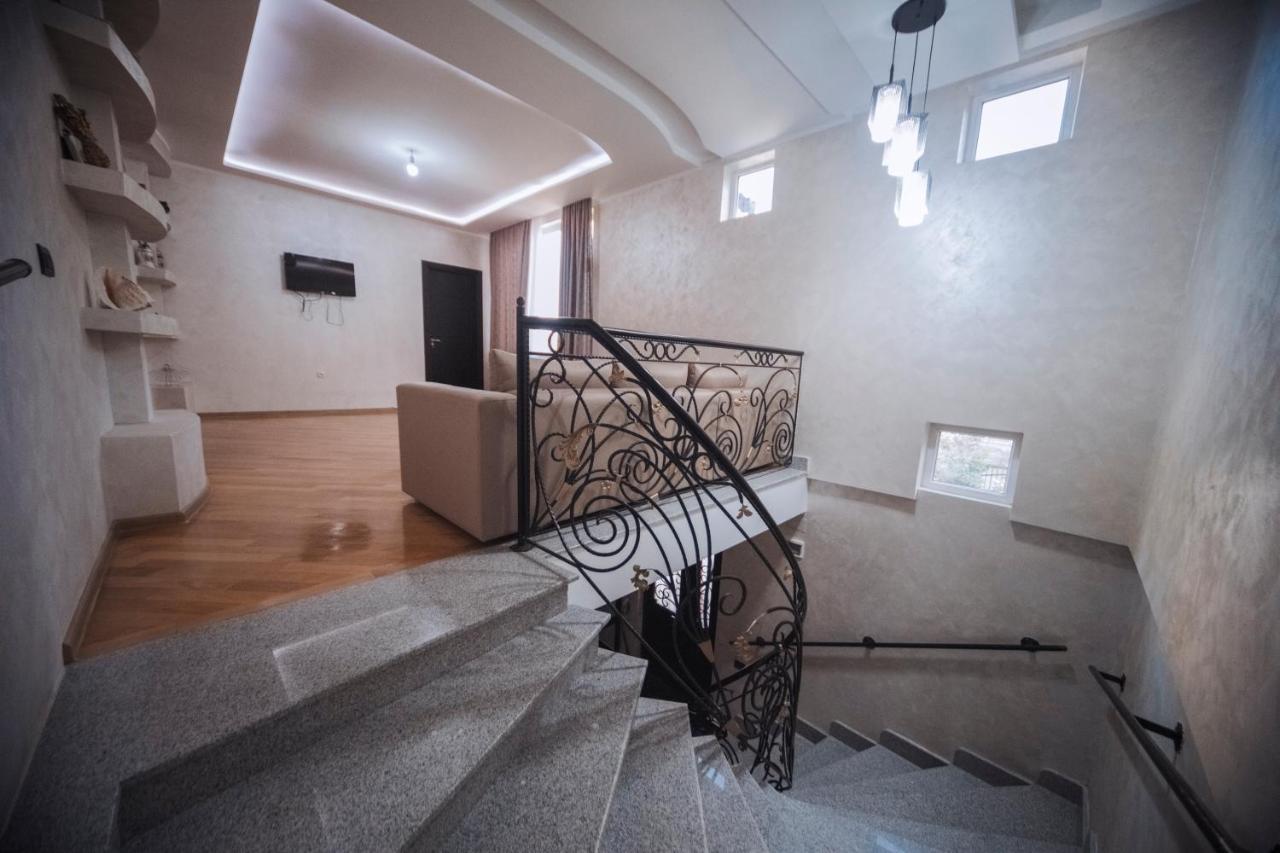 Makos Guest House Kutaisi Exteriér fotografie
